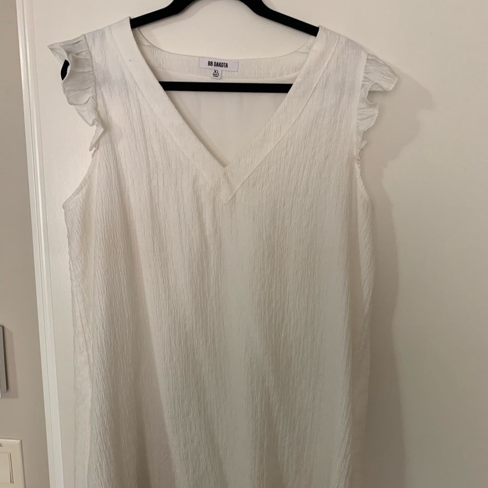 White Shift Dress with pockets